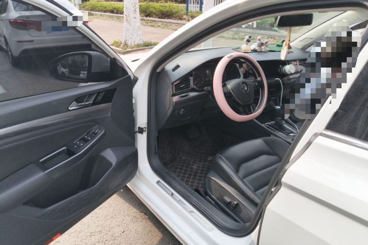 Used Volkswagen Bora 2019 Revised 1.5L Automatic Luxury Version China VI Standard Driver Seat