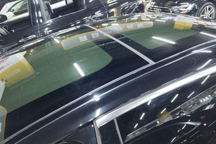 Used Mercedes-Benz E-Class 2023 Updated E 300 L Luxury Edition Roof