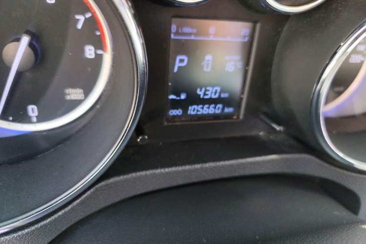 Used CHANGAN CS35 2016 1.6L Automatic Luxury Model China V Standard
