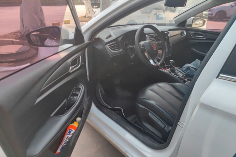 Used Roewe i5 2019 1.5L Automatic 4G Connected Langhao Edition Driver Seat