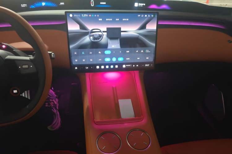 Used Xiaomi Auto YU7 2025 Ultra-Long Range All-Wheel Drive Pro Version
