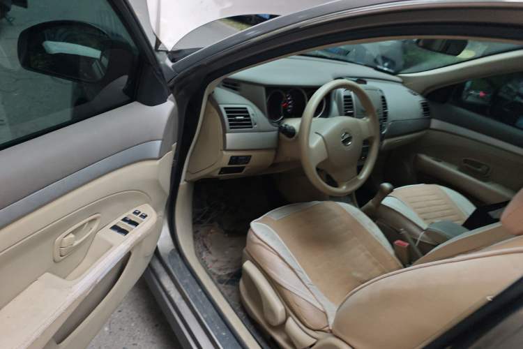 Used Nissan Sylphy 2012 Classic 1.6XE Manual Comfort Edition