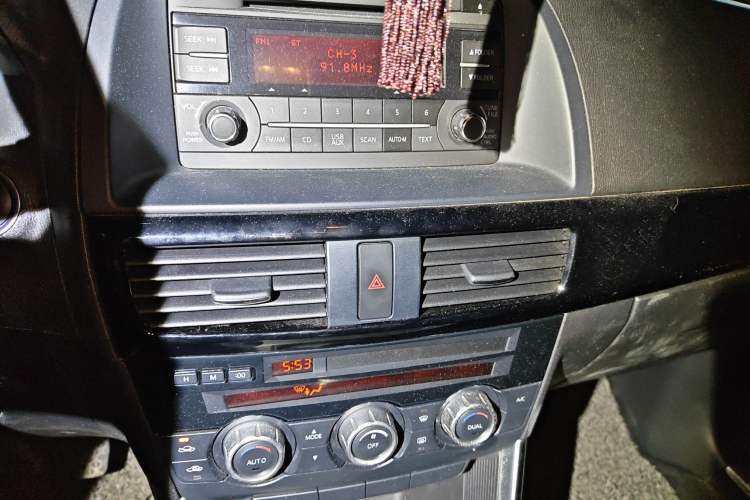 Used Mazda CX-5 2013 2.0L Manual Two-Wheel Drive Comfort Version