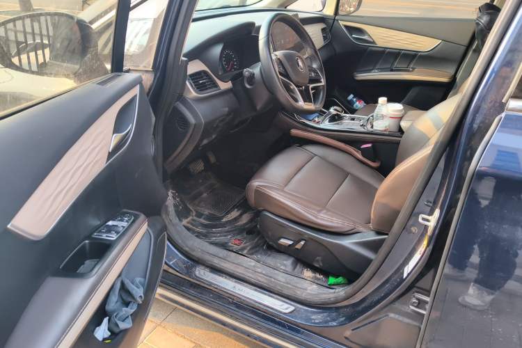 Used BYD Song MAX New Energy 2022 DM-i 105KM Flagship Model Driver Seat