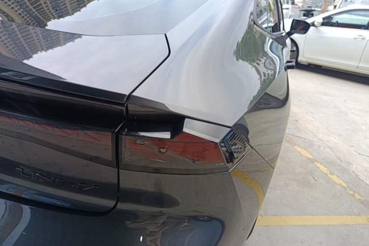 Used CHANGAN UNI-V 2022 1.5T Prestige Version Right Rear Taillight