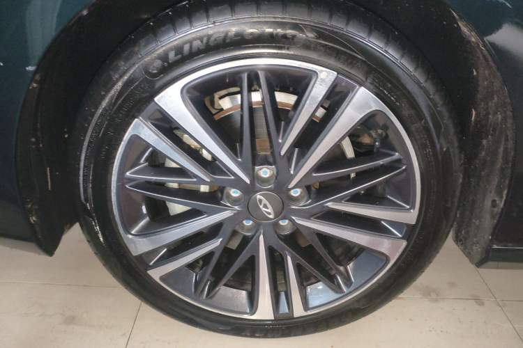 Used Chery Arrizo 8 2023 High-Performance Edition 2.0T DCT Powerfully Equipped