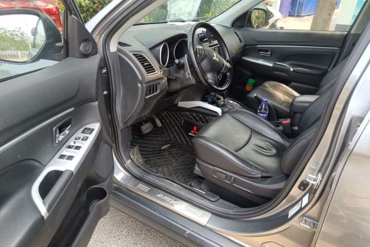 Used Mitsubishi ASX 2013 2.0L CVT Two-Wheel Drive Luxury Edition