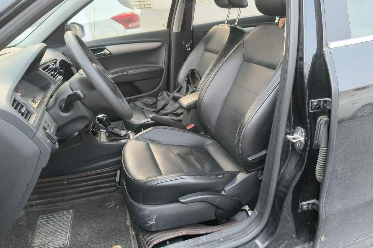 Used Volkswagen Lavida 2013 Restyled Classic 1.6L Automatic Comfort Edition