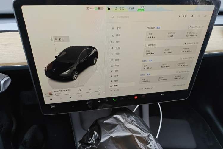 Used Tesla Model Y 2022 Long-Range All-Wheel-Drive Version