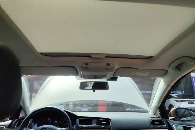 Used Volkswagen Golf 2018 230TSI Automatic Comfort Model
