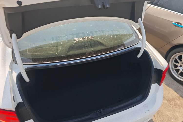 Used Volkswagen Lamando 2017 230TSI DSG Fashion Edition