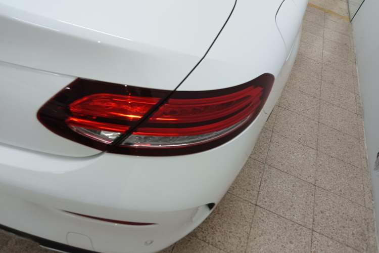 Used Mercedes-Benz C-Class 2021 C 260 Coupe Exterior 3