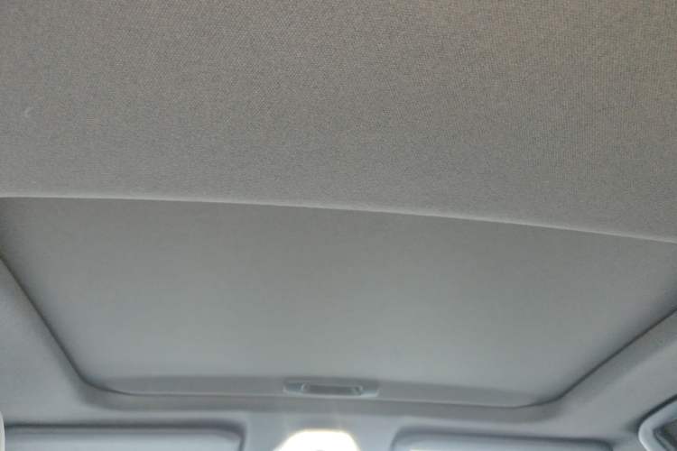 Used Toyota IZOA 2020 2.0L Yi Xiang CARE