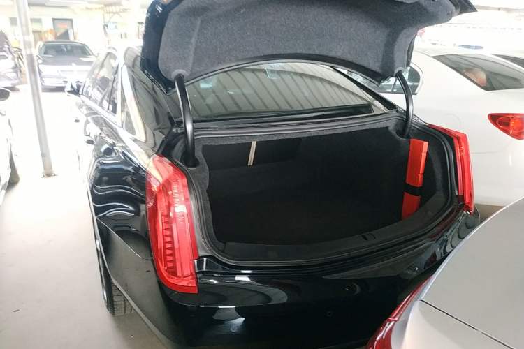 Used Cadillac XTS 2017 28T Elite Model