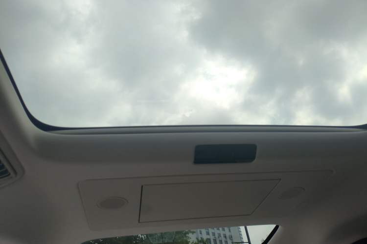 Used Li Auto MEGA 2024 Ultra Model