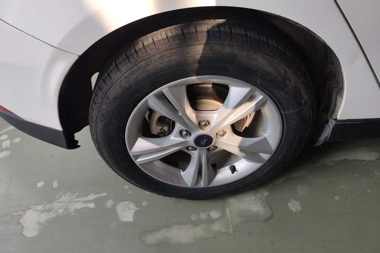 Used Ford Focus 2017 Hatchback 1.6L Automatic Comfort Plus SmartDrive Edition
