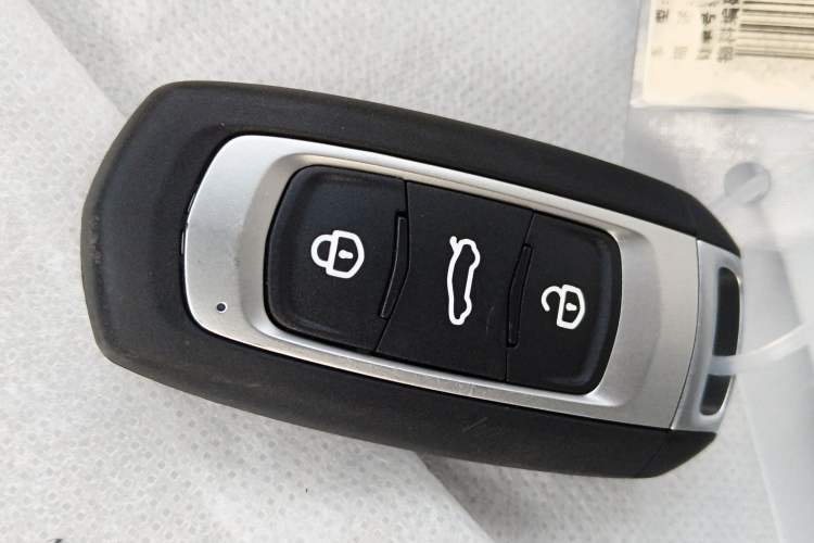 Used Geely Galaxy Panda 2025 210 km – Yuanqi Bear
