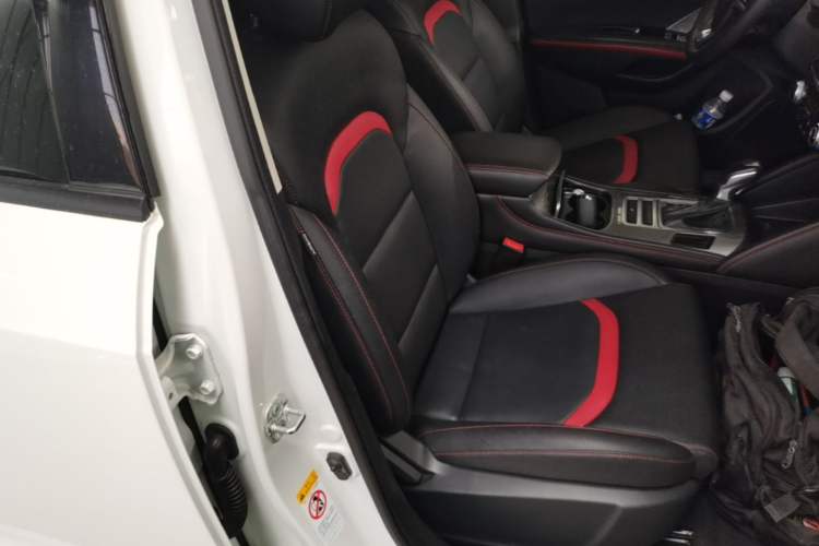 Used CHANGAN CS55 2018 1.5T Automatic Colorful Edition China V Standard
