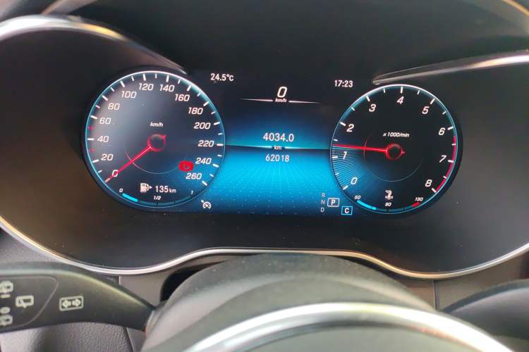 Used Mercedes-Benz GLC 2020 Facelift GLC 260 L 4MATIC Luxury Edition
