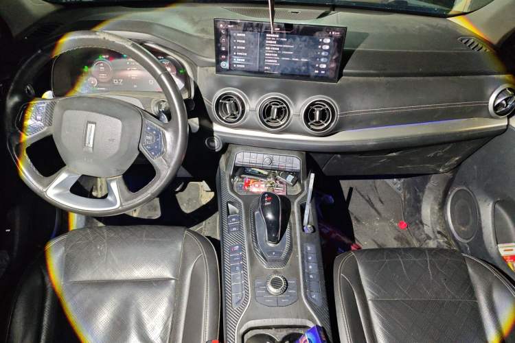 Used Wey VV6 2021 2.0T Two-Wheel Drive Smart Plus