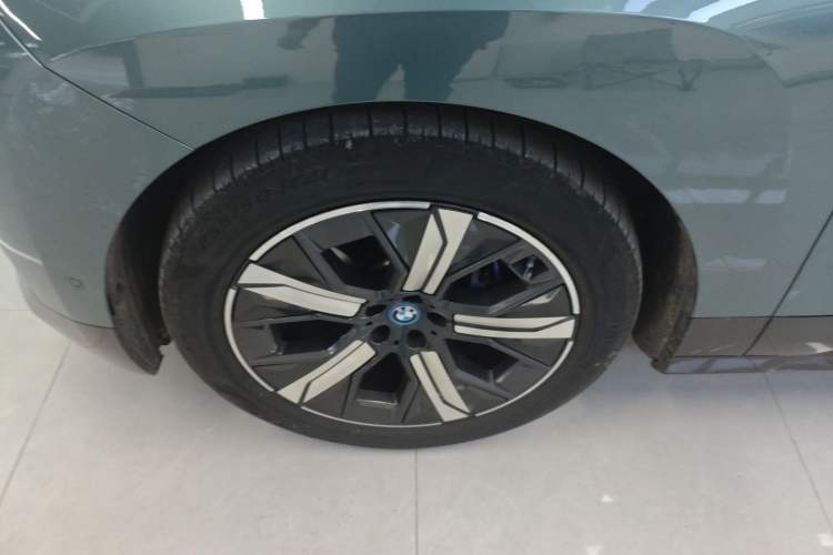 Used BMW iX 2022 xDrive40