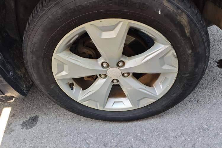 Used Subaru Forester 2013 2.0i Automatic Luxury Edition
