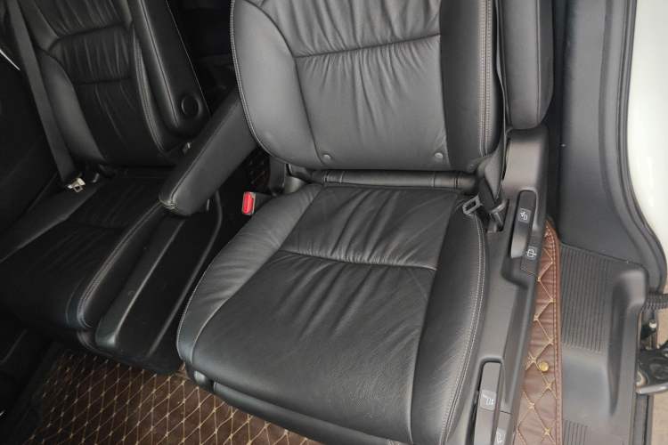 Used Honda Elysion 2016 2.4L Style Edition