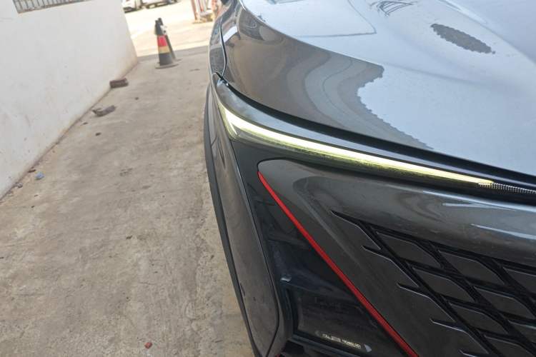 Used CHANGAN UNI-T 2020 1.5T Flagship Version Right Front Headlight