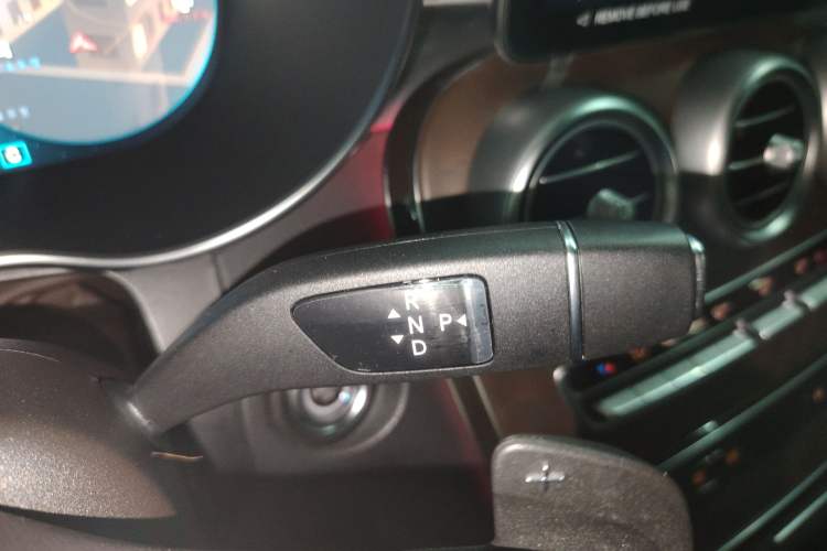 Used Mercedes-Benz GLC 2022 GLC 300 L 4MATIC Dynamic Model