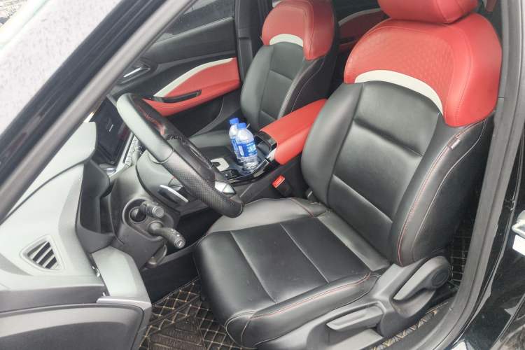 Used MG 5 2021 Revised 300TGI DCT Qingshè Luxurious Enjoyment Edition
