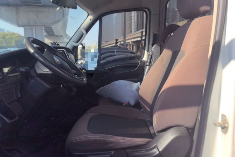 Used Iveco Eurocargo 2020 2.3T Manual Super Rui Long Wheelbase Short Overhang High Roof High Performance F1A