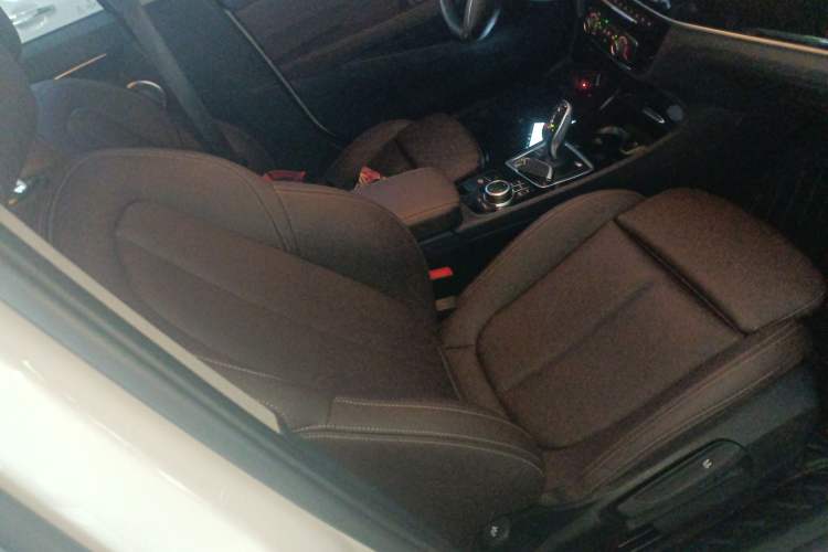 Used BMW 1 Series 2022 120i M Sport Night Edition Right Front Seat