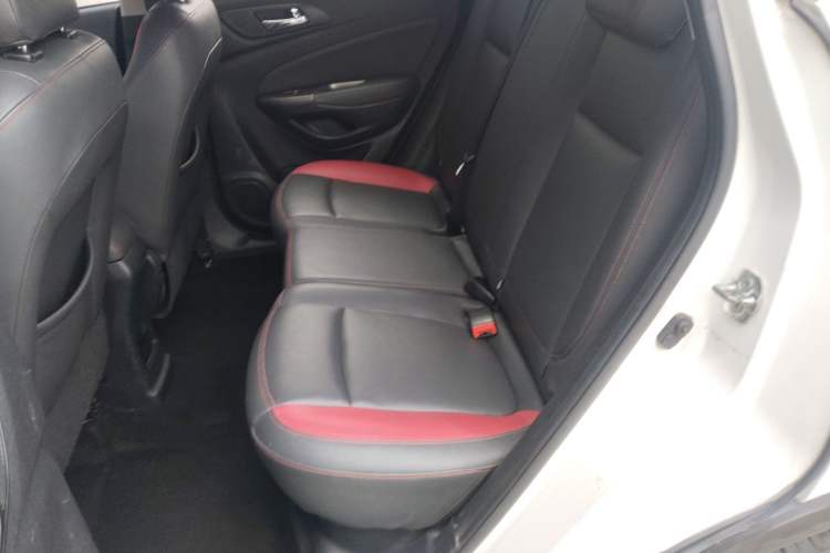 Used CHANGAN CS15 2016 1.5L Manual Fashion Edition Left Rear Seat
