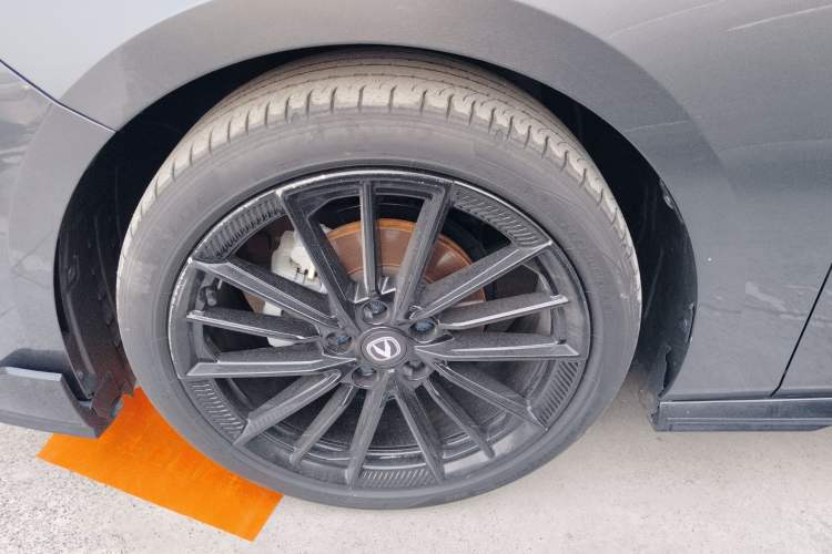 Used CHANGAN UNI-V 2023 1.5T Sport Edition
