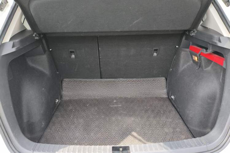 Used Volkswagen Tharu 2021 280TSI Two-Wheel-Drive Luxury Plus Edition Trunk