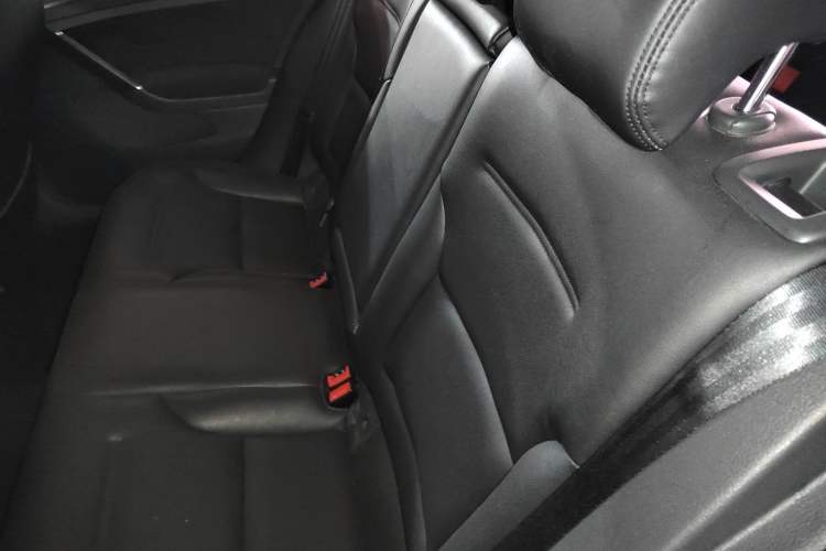 Used Volkswagen Golf 2016 230TSI Automatic Comfort Version Left Rear Seat