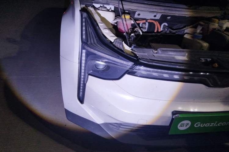 Used NETA U 2022 Pro 400 Comfort Edition Right Front Headlight