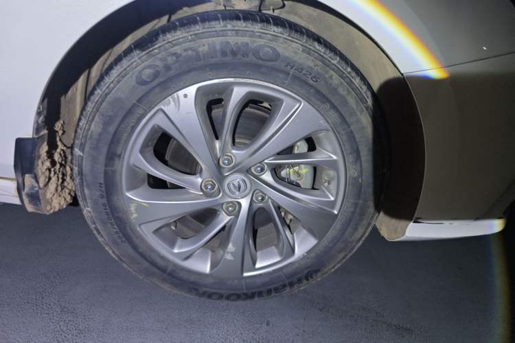 Used CHANGAN Raeton CC 2018 1.5T Automatic Elegant Starry Edition China V Standard
