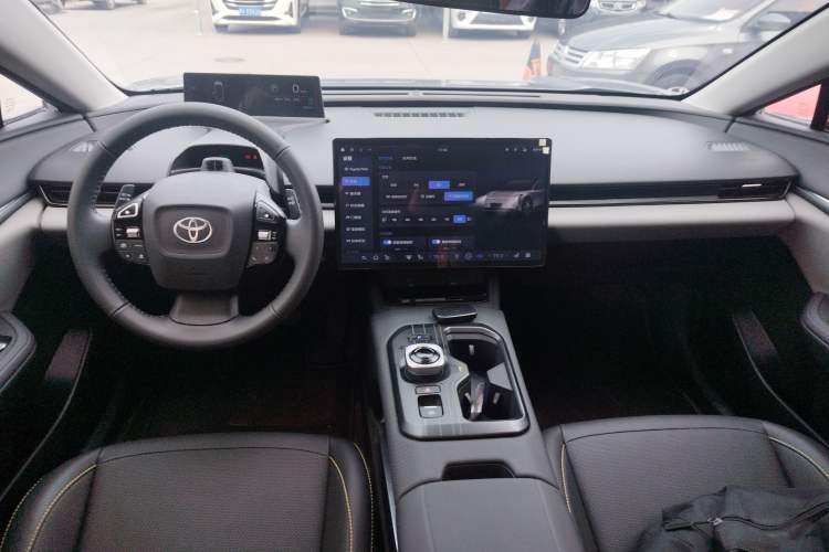 Used Toyota bZ5 2025 Model 550 PRO Center Console