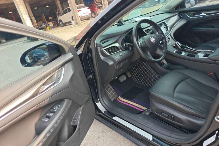 Used Buick LaCrosse 2022 552T Luxury Version Driver Seat