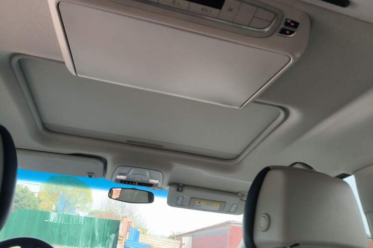 Used Buick GL8 2021 ES Landtrek 653T Comfort Edition