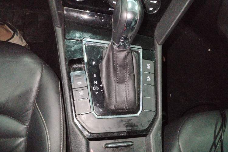 Used Volkswagen Lamando 2018 280TSI DSG Comfort Edition
