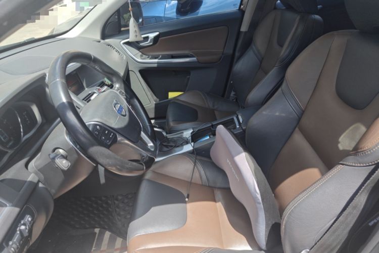 Used Volvo XC60 2015 T5 AWD Smart Drive Edition
