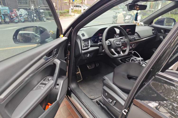 Used Audi Q5L 2023 40T Luxury Dynamic Model