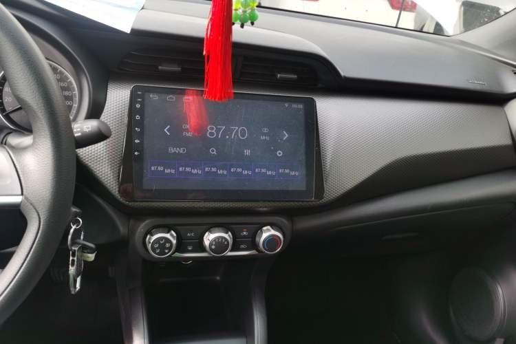 Used Nissan Kicks 2019 1.5L Manual Cool Edition