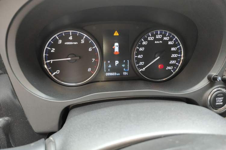 Used Mitsubishi Outlander 2019 2.0L Two-Wheel Drive Comfort Edition 5 Seats China VI Standard
