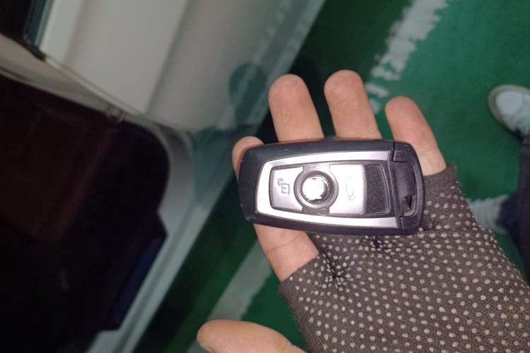 Used BMW 3 Series 2013 Facelift 320Li Fashion Design Package
