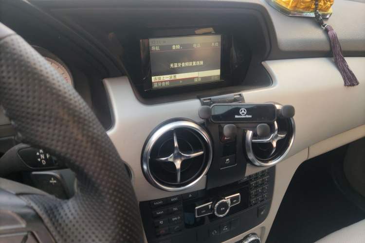 Used Mercedes-Benz GLK-Class 2013 GLK 300 4MATIC Dynamic Sunroof Model
