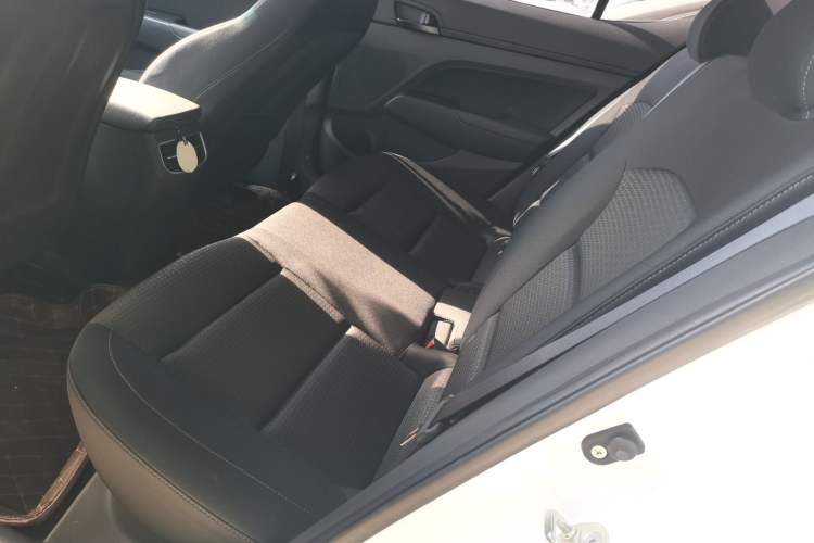 Used Hyundai Elantra (6th Generation / Lingdong) 2018 1.4T Dual-Clutch Xuan Dong · Dynamic Edition
