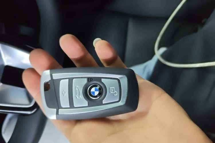 Used MG 5 2021 Revised Version 180 DVVT CVT Youth Luxury Edition Vehicle Key